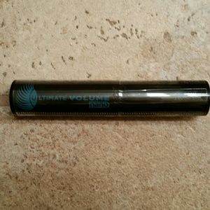 Marcelle Makeup - Marcelle Ultimate Volume Nano Mascara Marcelle Makeup - Marcelle Ultimate Volume Nano Mascara